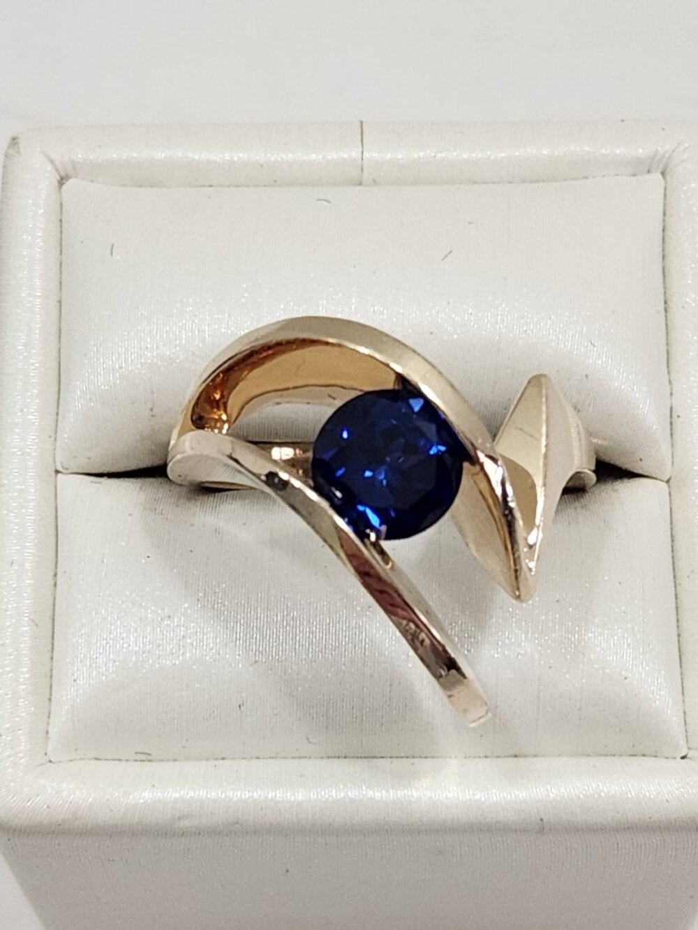 Dramatic Vintage Strellman 14K Solid Gold Lab Created Sapphire Ring Size 8